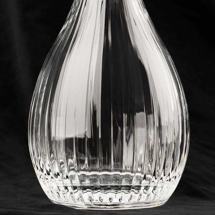 Timeless Round Premium Crystal Whiskey Decanter, Italy - Happyware Home Pvt Ltd