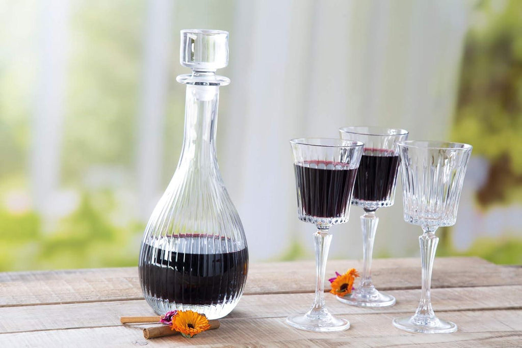 Timeless Round Premium Crystal Whiskey Decanter, Italy - Happyware Home Pvt Ltd