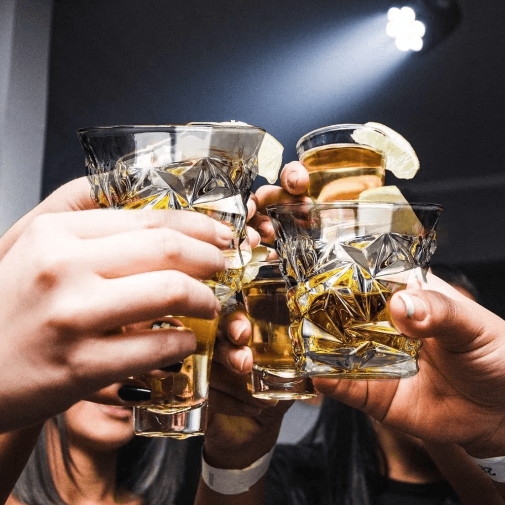 Diamond Crystal Clear Whiskey Glass 300ml (6 pieces) - Happyware Home Pvt Ltd