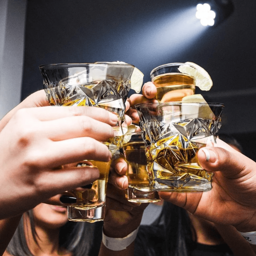 Diamond Crystal Clear Whiskey Glass 300ml (6 pieces) - Happyware Home Pvt Ltd